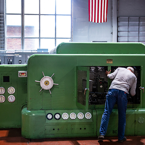 staff runs the steam powered power plant at UW